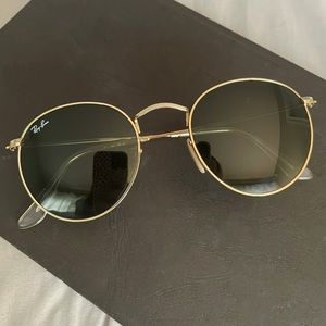 Ray-Ban round metal sunglasses